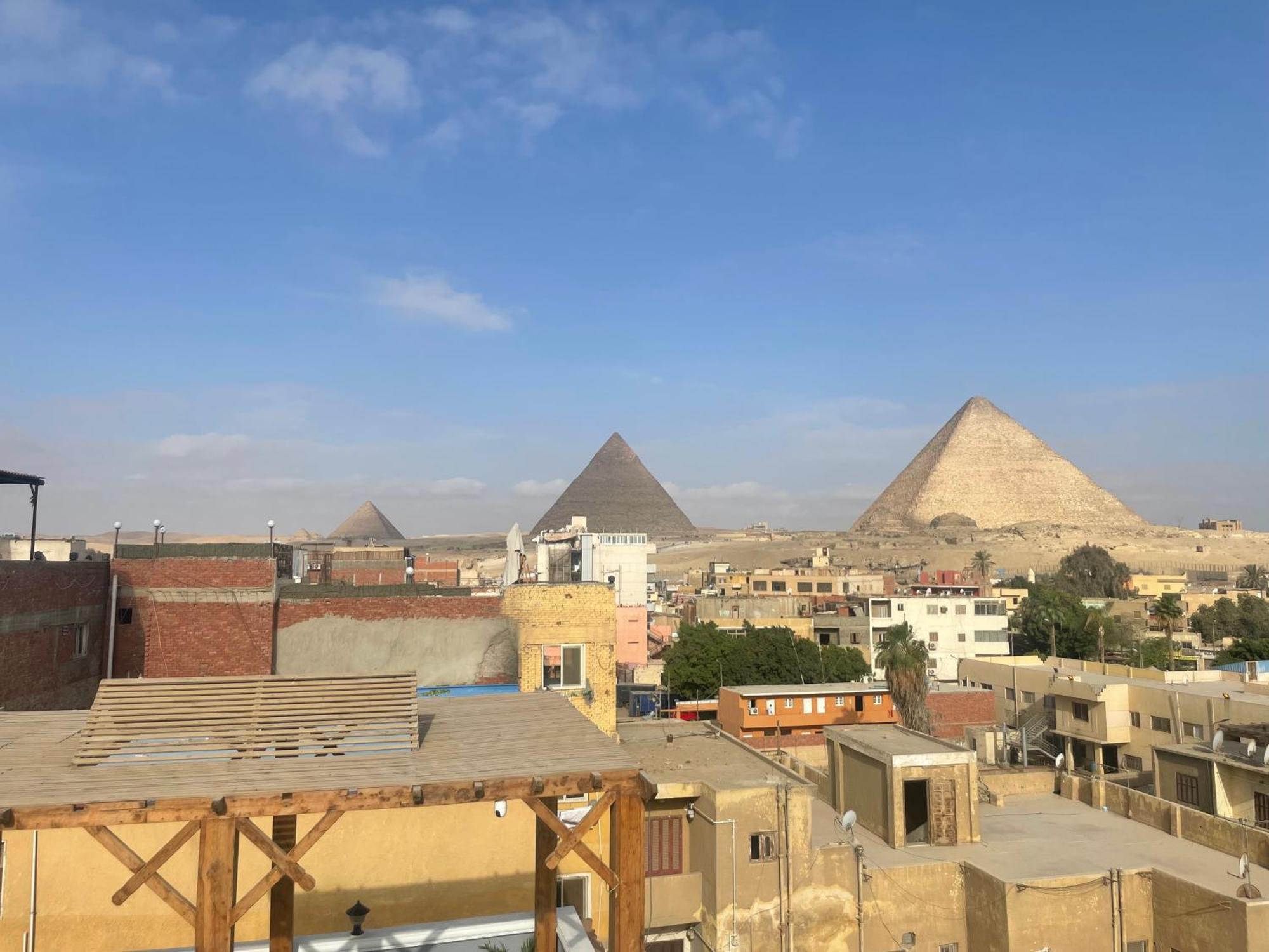 The Pyramids Gate Inn Kafret el-Gabal Eksteriør bilde